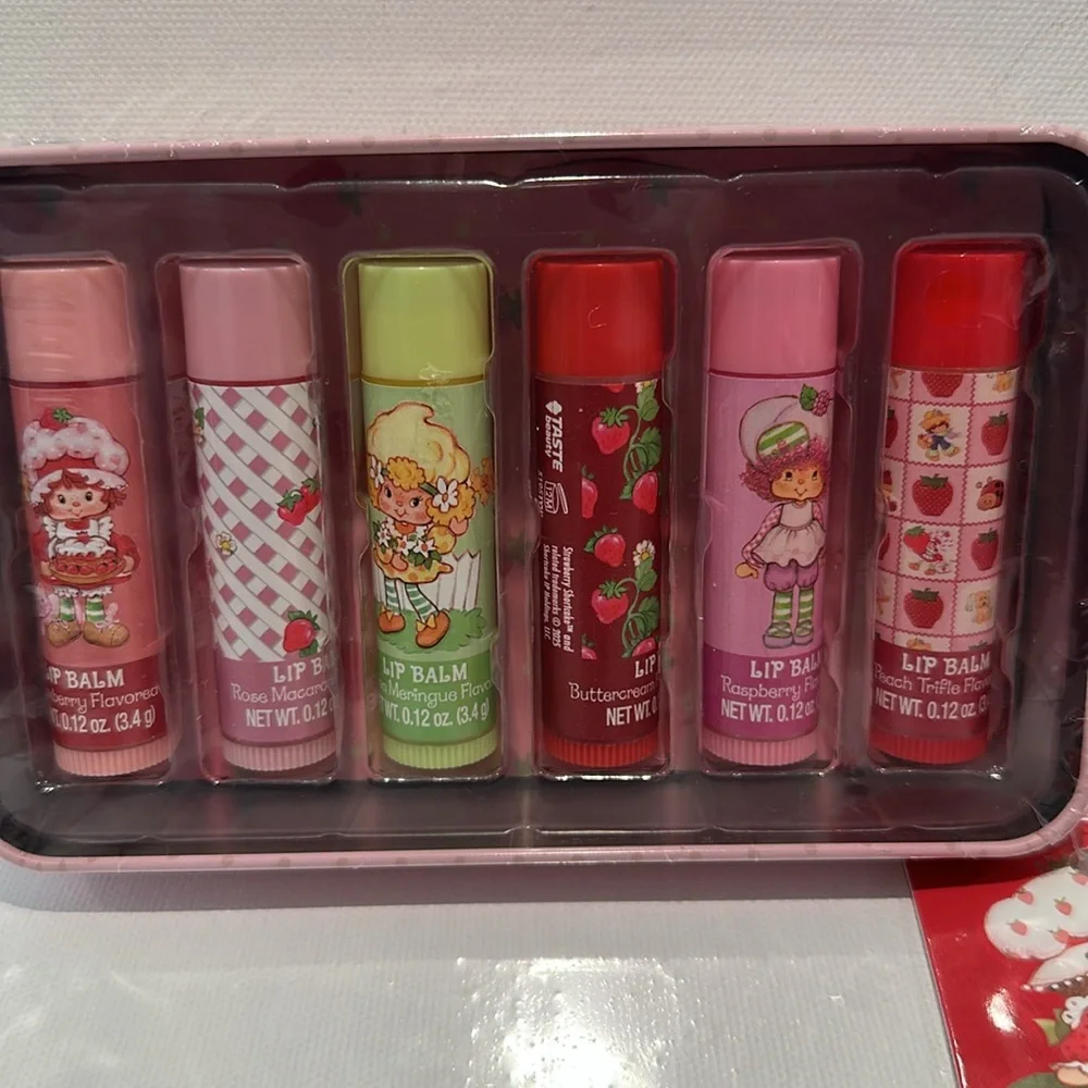 NWT Strawberry Shortcake (6) Piece Set Lip Balms.